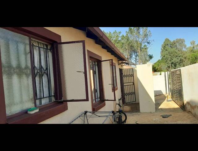 3 BEDROOM HOUSE FOR SALE IN AMANDASIG